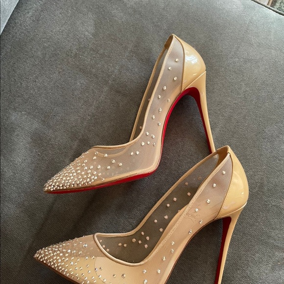 Shoes - Picture 4 of 4